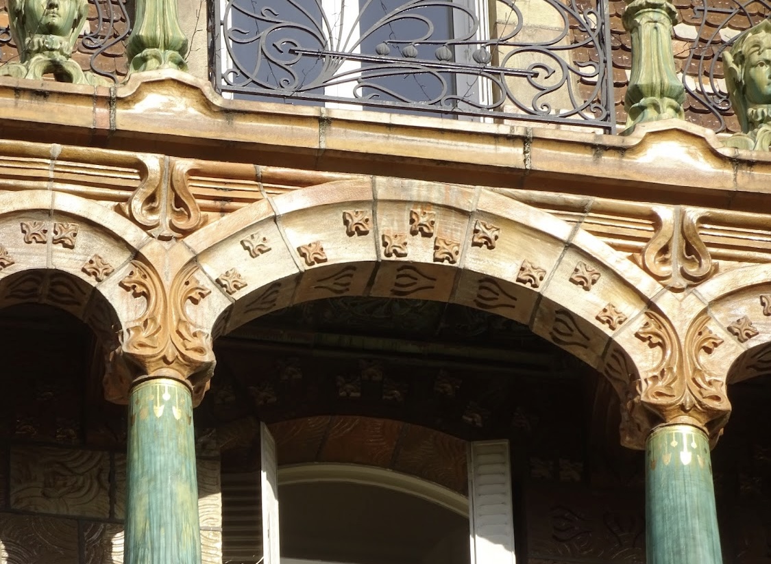 ImmeubleLavirotte−テラス